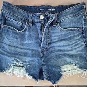 Old Navy Women's Distressed Blue Jean Shorts size 4
